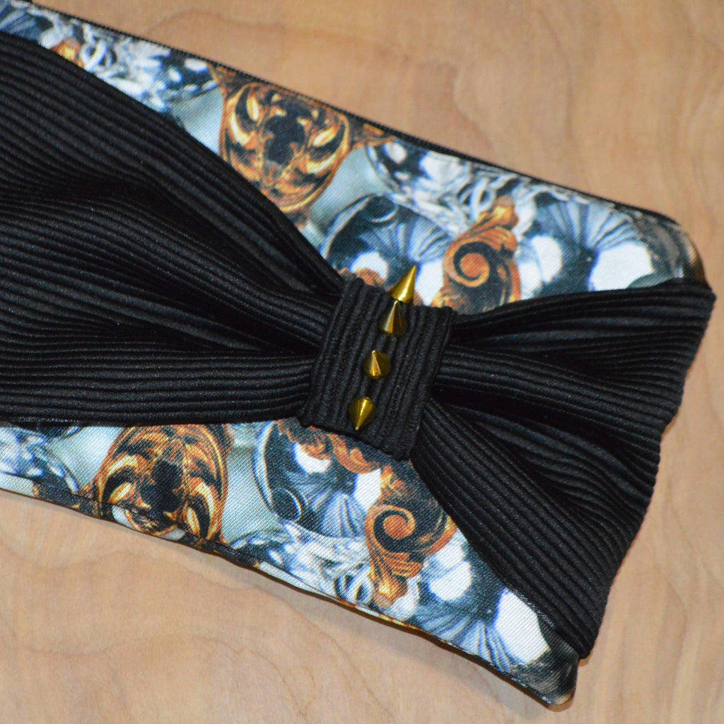 Black and Pearl Pearl Core and Gold Baroque Printed Convertible Wallet Clutch